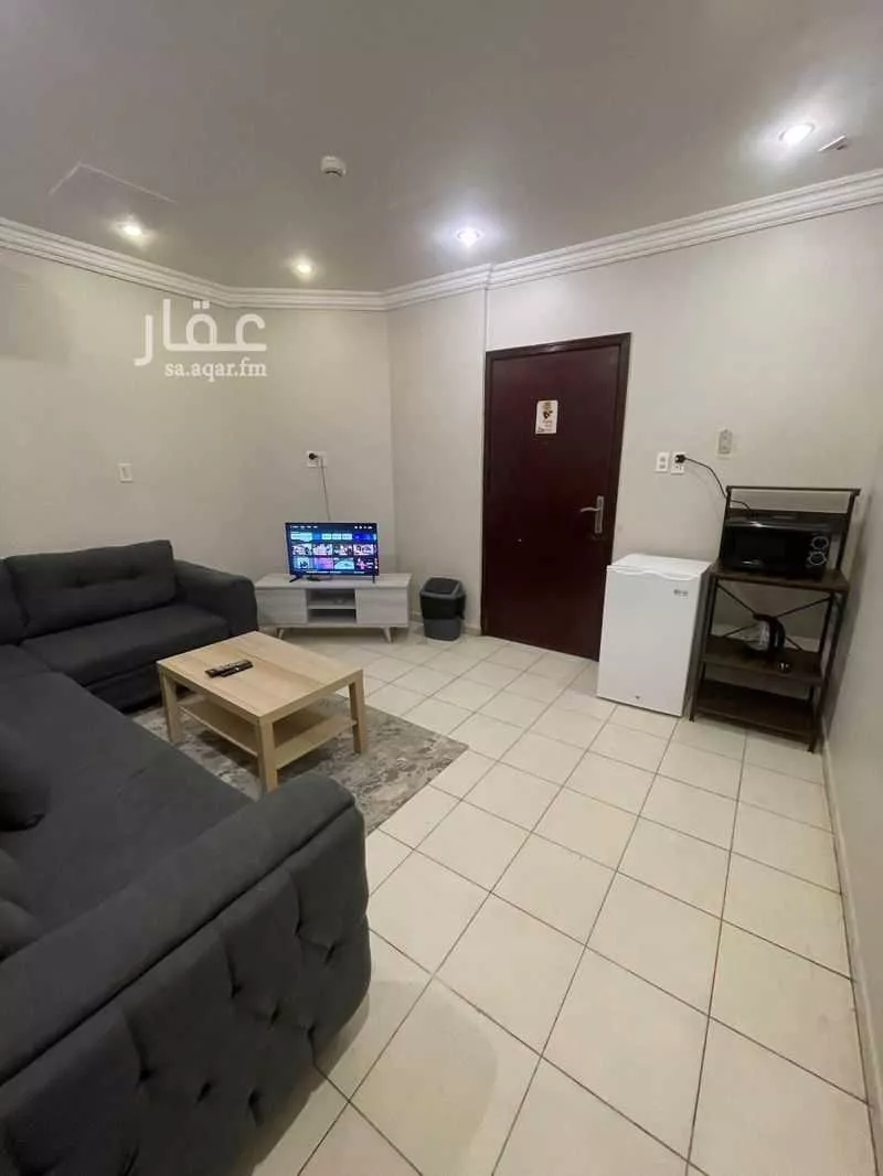 شقة 1 غرف في العليا 4