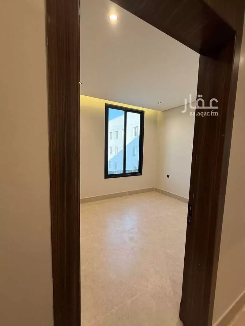 4 bedroom apartment in Al Hamra, Eastern Province 5