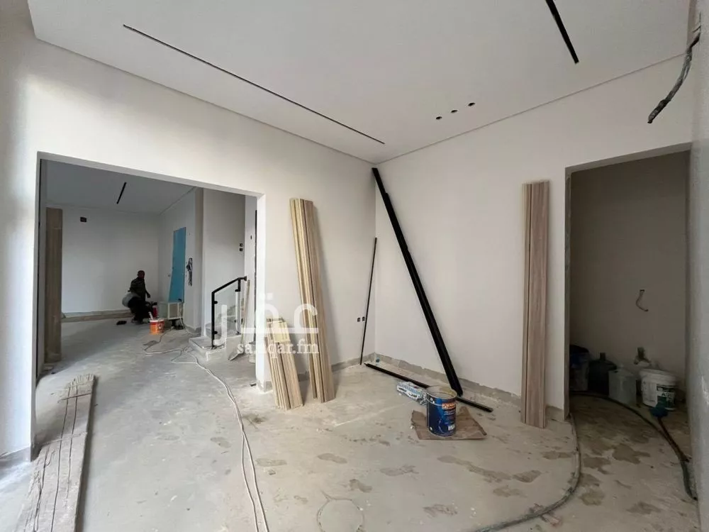 فيلا 5 غرف في المهدية 5