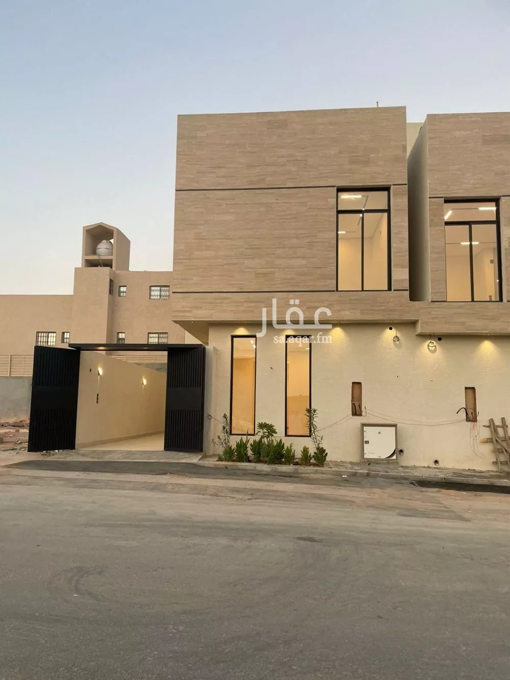 5 bedroom villa in Al Mahdiyyah 1
