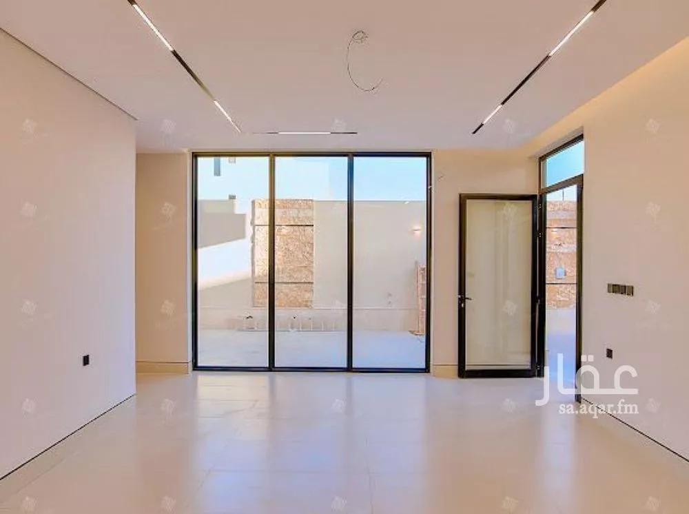 فيلا 6 غرف في المهدية 4