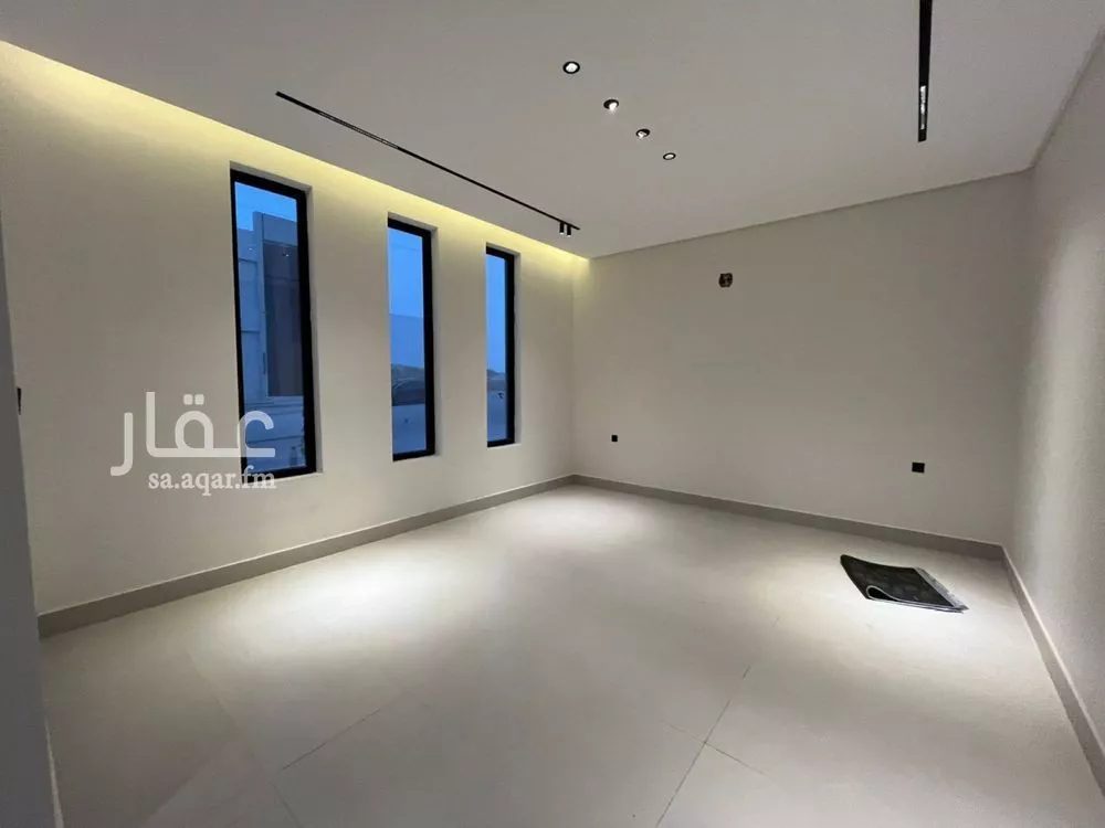 4 bedroom villa in Al Mahdiyyah, Riyadh 10