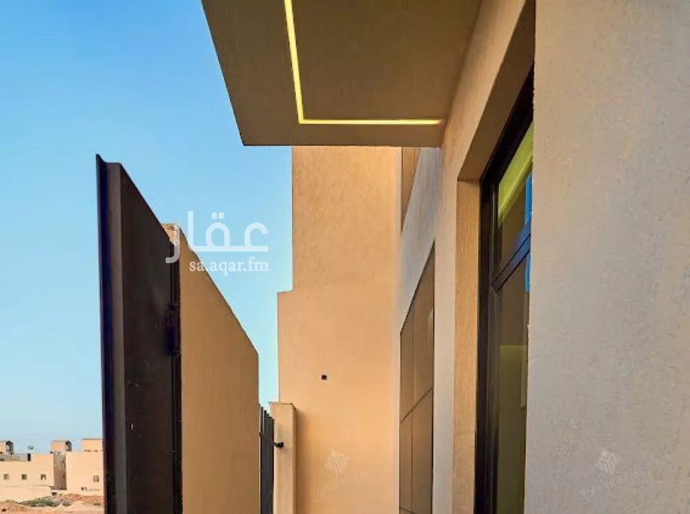4 bedroom villa in Al Mahdiyyah 3