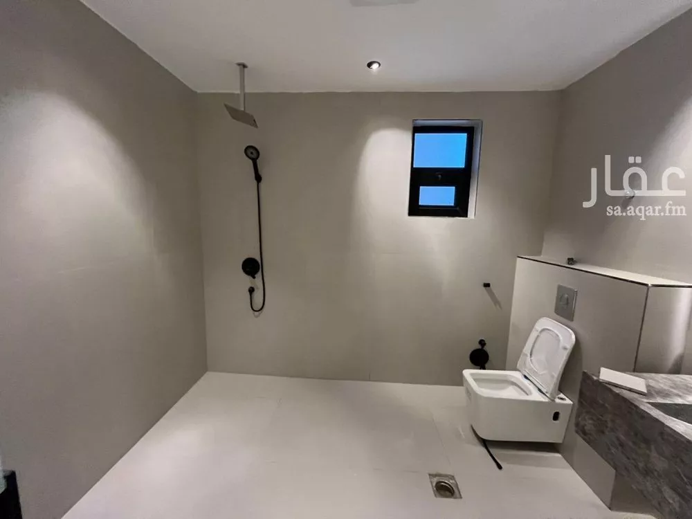 4 bedroom villa in Al Mahdiyyah, Riyadh 15