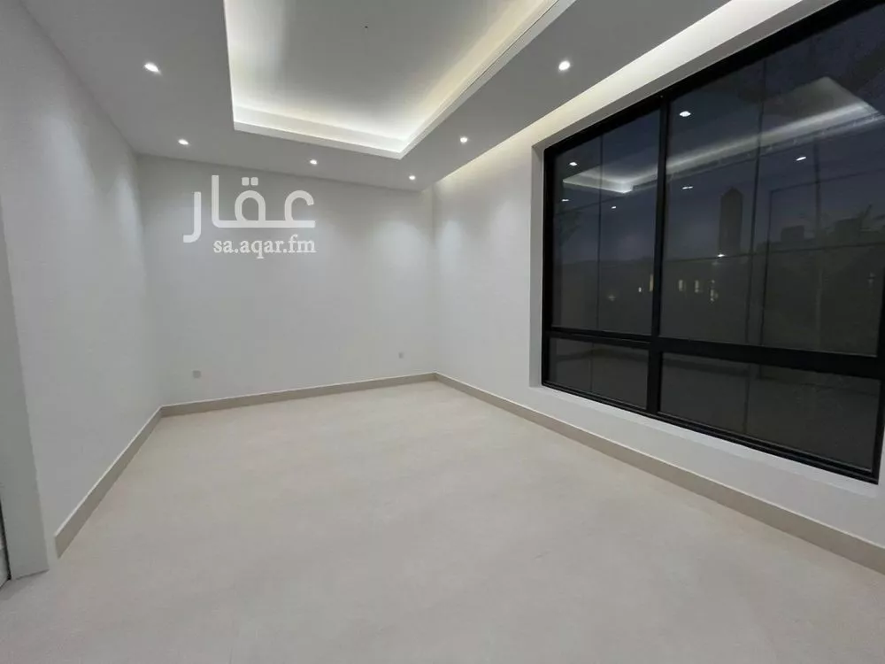 فيلا 6 غرف في المهدية 5