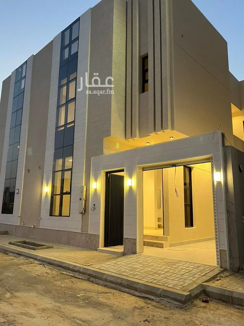 5 bedroom villa in Al Mahdiyyah 1