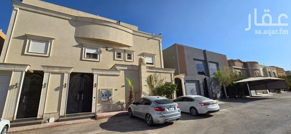 3 bedroom floor in Al Qairawan