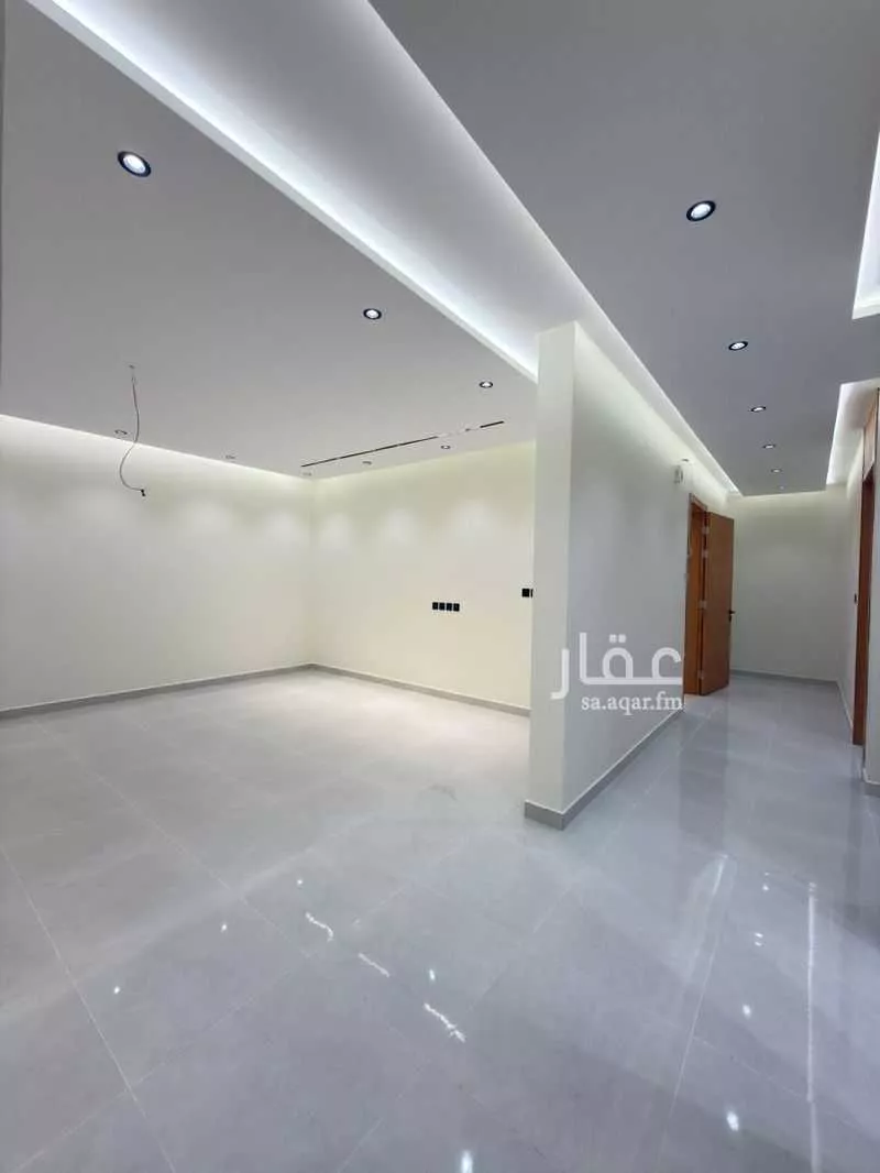 فيلا 13 غرف في الصالحية 4