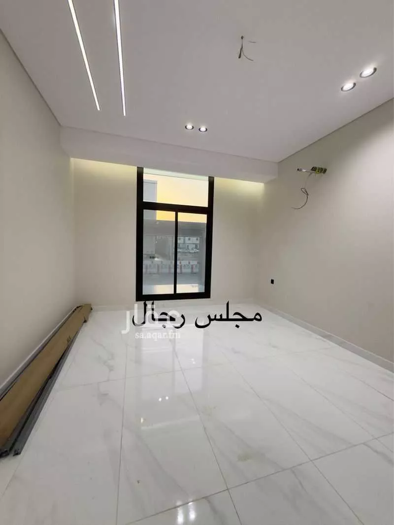 فيلا 5 غرف في الصالحية 2