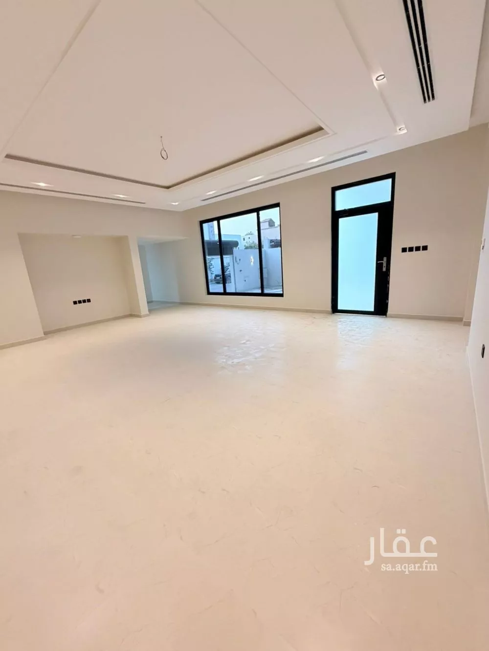 5 bedroom villa in Qurtubah, Eastern Province 11