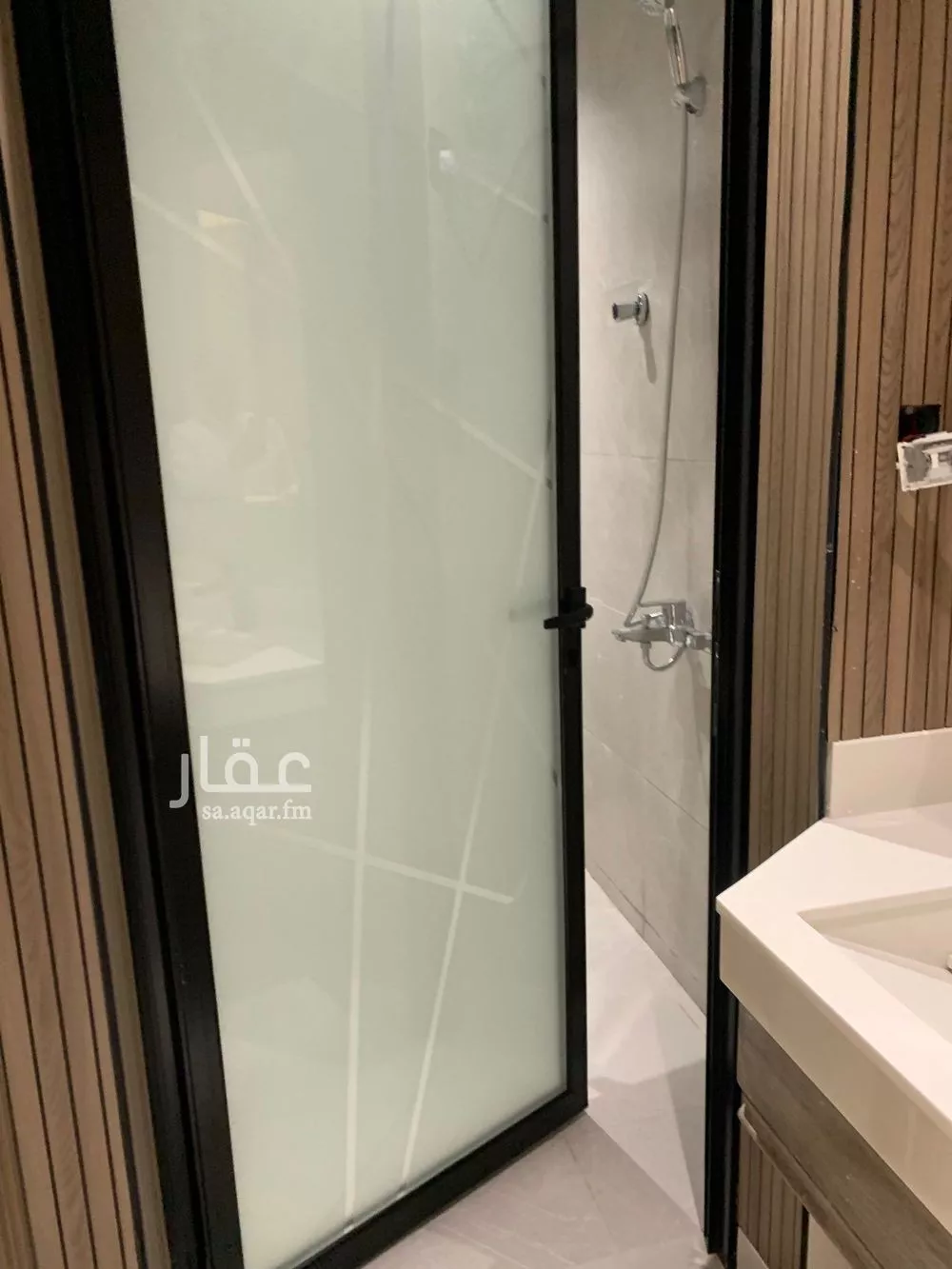 شقة 5 غرف في بدر 1