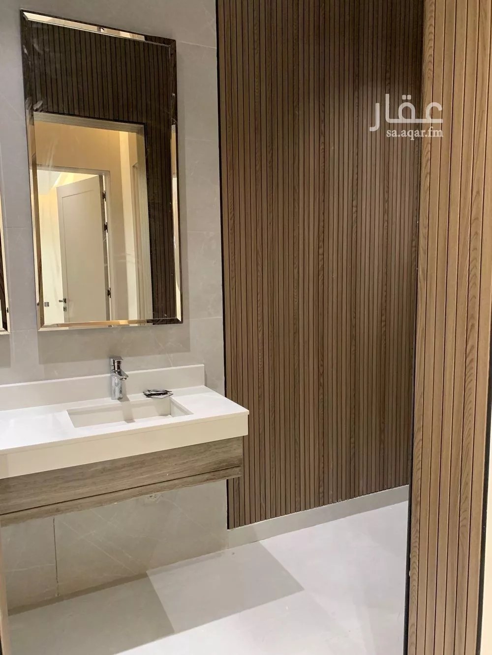 شقة 5 غرف في بدر 2