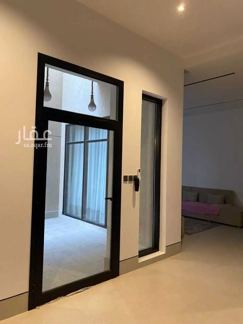 6 bedroom apartment in Al Safa, Riyadh 8