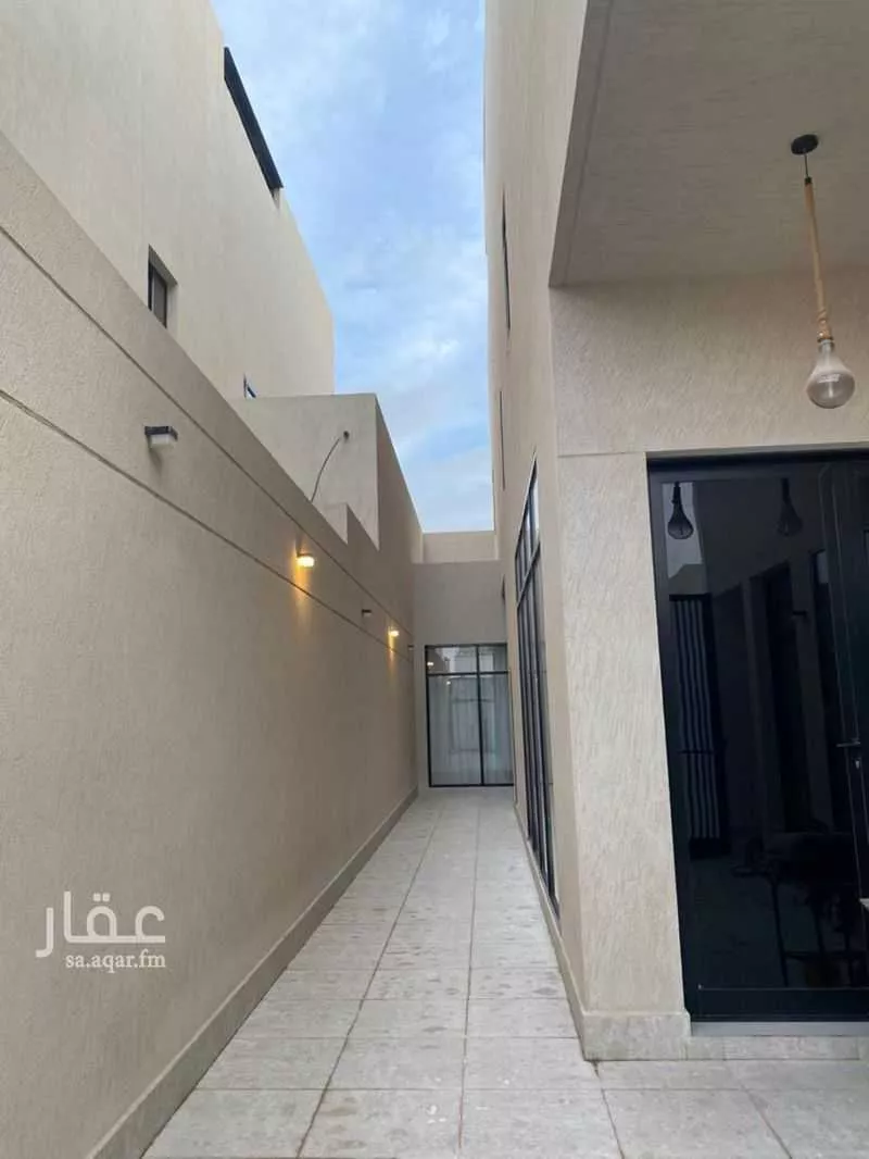 6 bedroom apartment in Al Safa, Riyadh 17