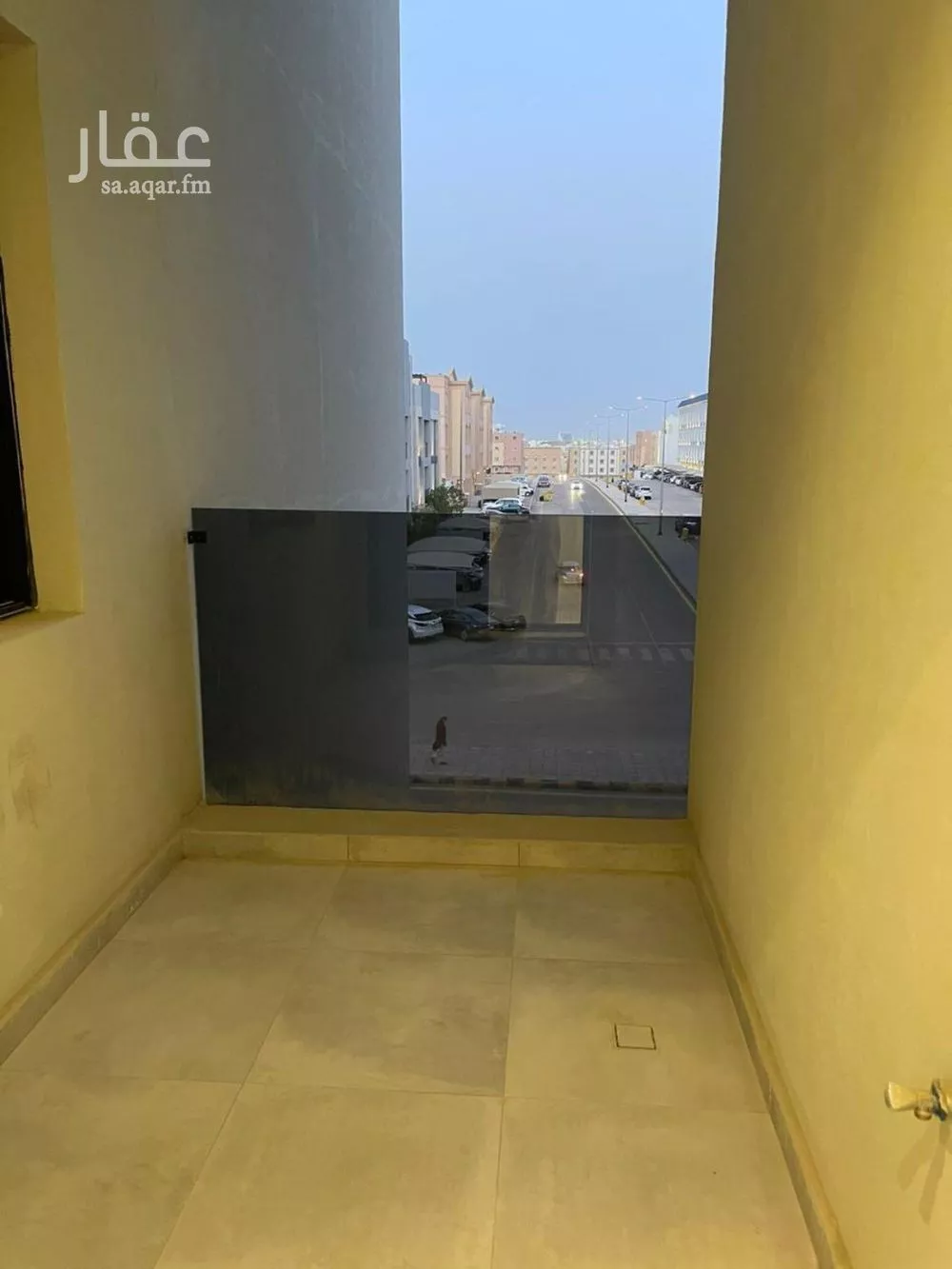 3 bedroom apartment in Al Malqa 5