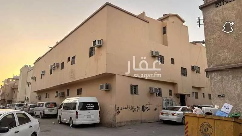 عمارة 216 م² في اليمامة 2