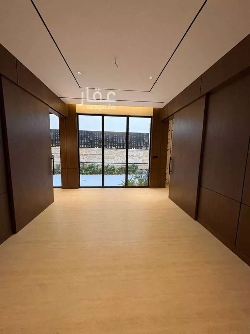 فيلا 7 غرف في المهدية 5