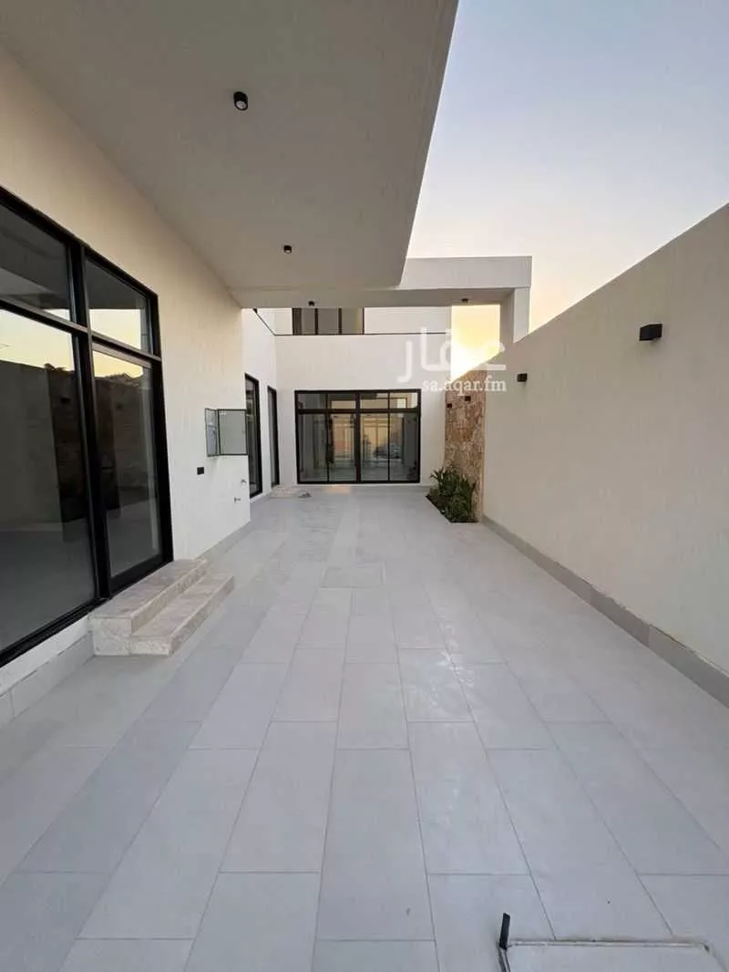 فيلا 5 غرف في المهدية 5