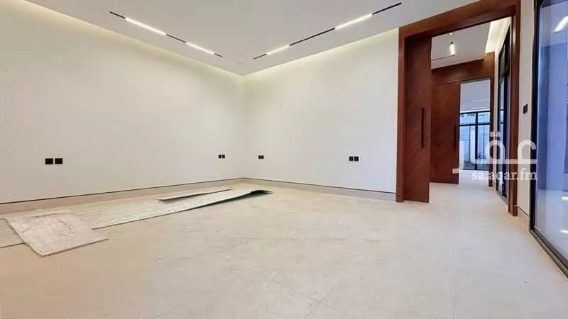 فيلا 5 غرف في المهدية 5