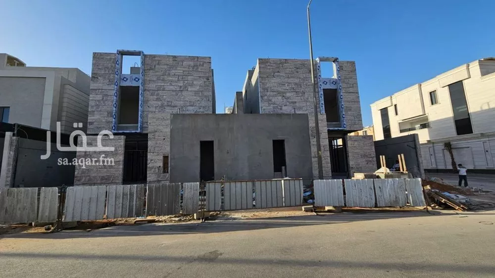 فيلا 5 غرف في الملك فيصل 1