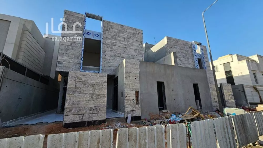 فيلا 5 غرف في الملك فيصل 2