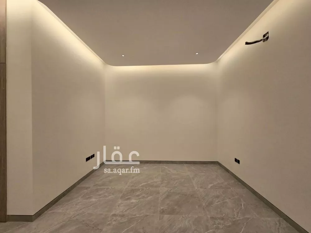 فيلا 4 غرف في النرجس 3