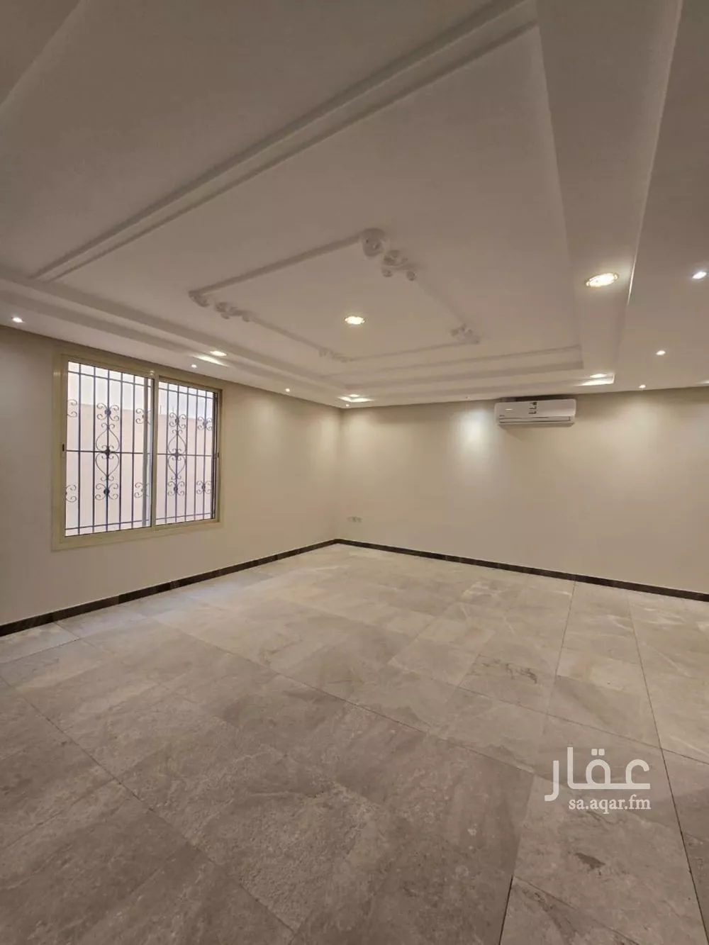 فيلا 5 غرف في الياسمين 3