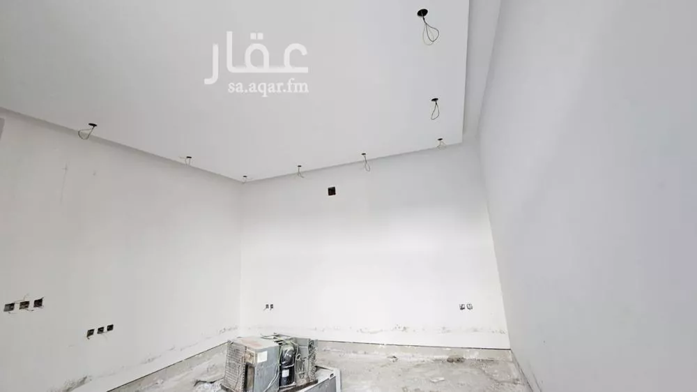 فيلا 5 غرف في الملك فيصل 4