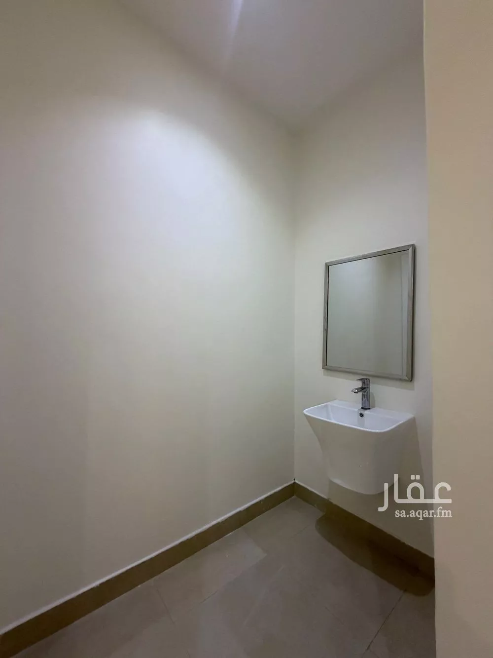 شقة 3 غرف في العارض 3