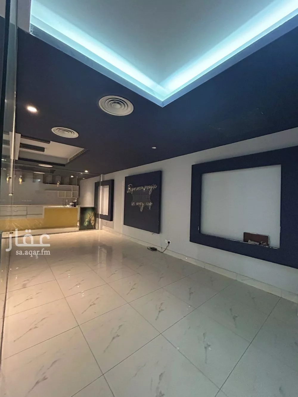 مكتب 560 م² في العارض 5