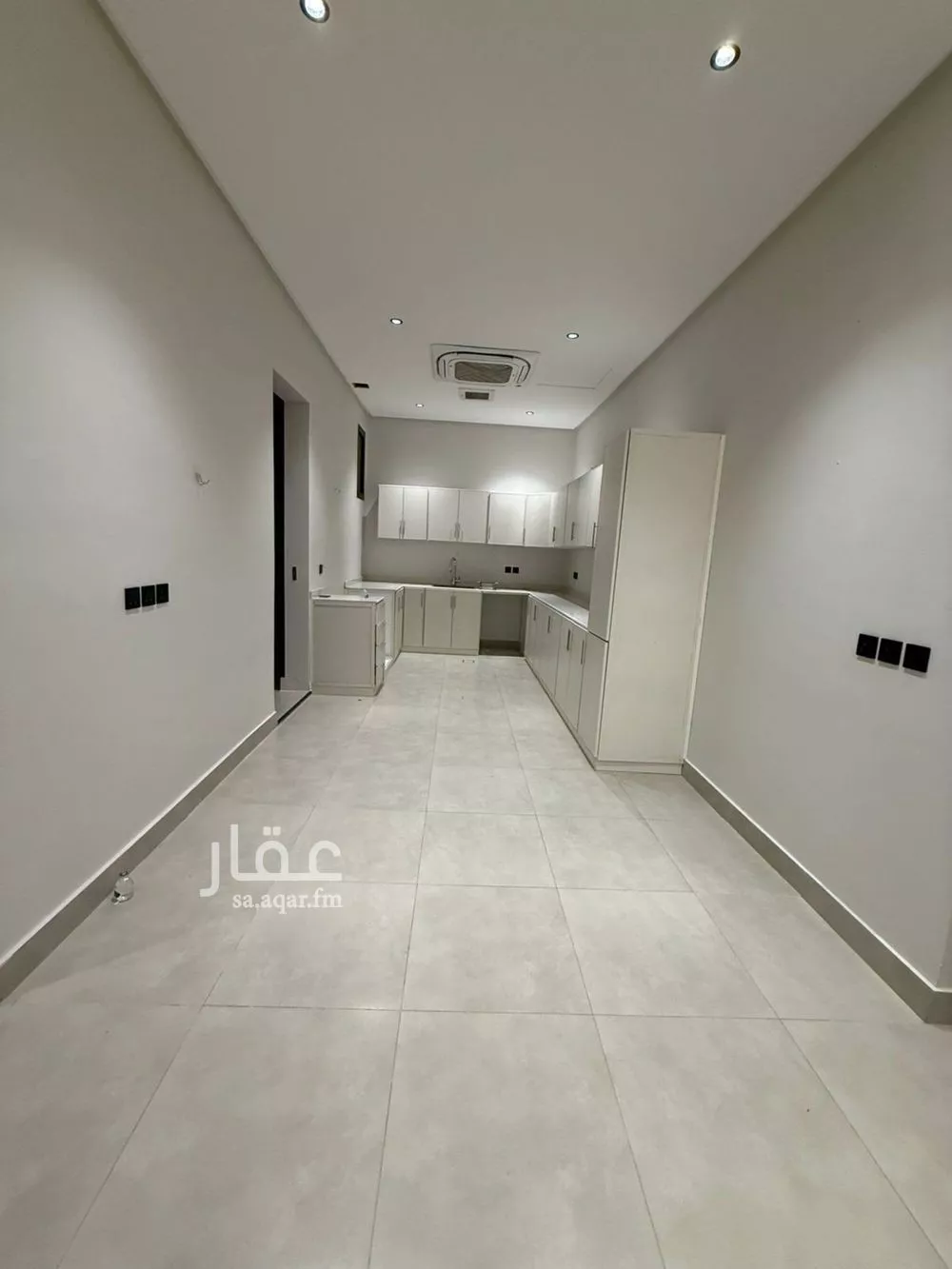 شقة 3 غرف في العارض 3