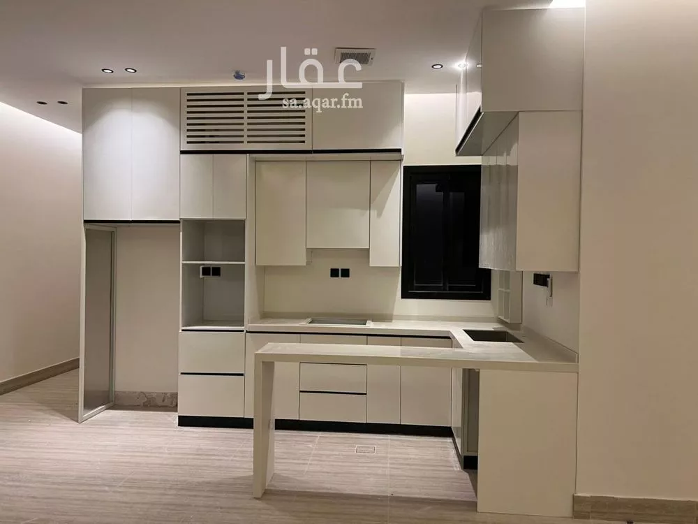 4 bedroom apartment in Al Aridh, Riyadh 16