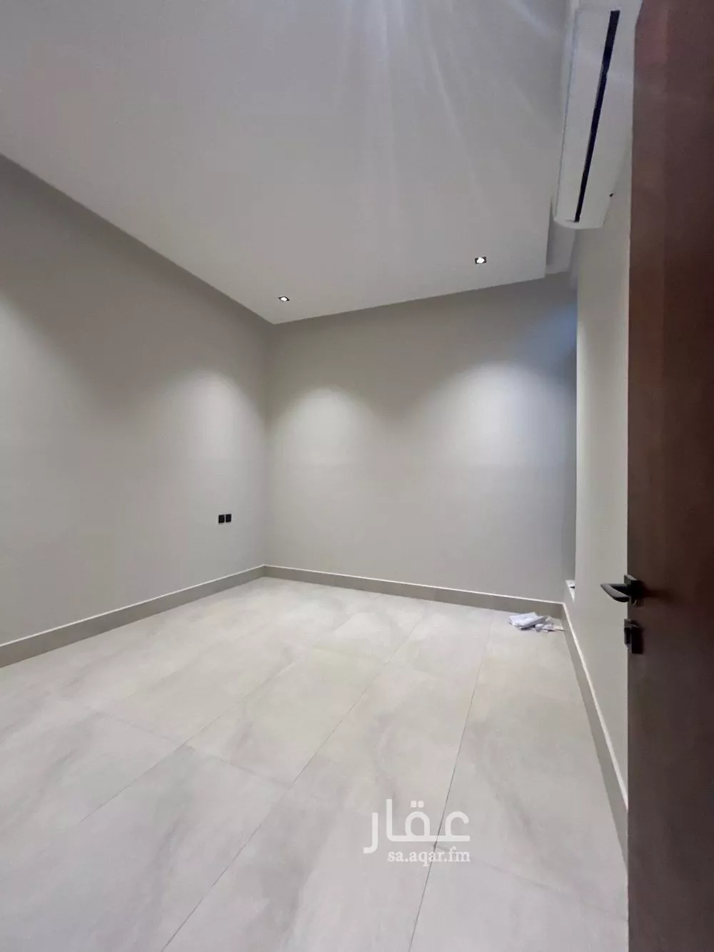 شقة 3 غرف في العارض 5