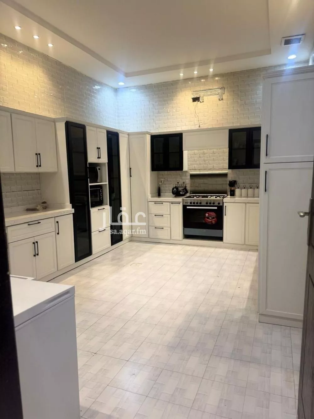 فيلا 3 غرف في الرمال 3