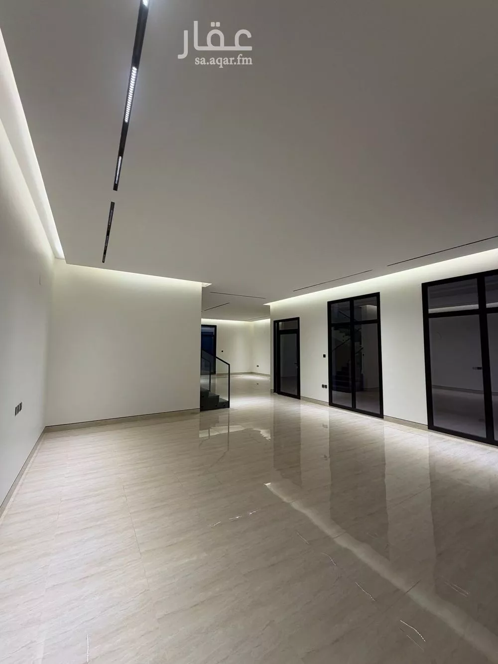 فيلا 4 غرف في النرجس 5