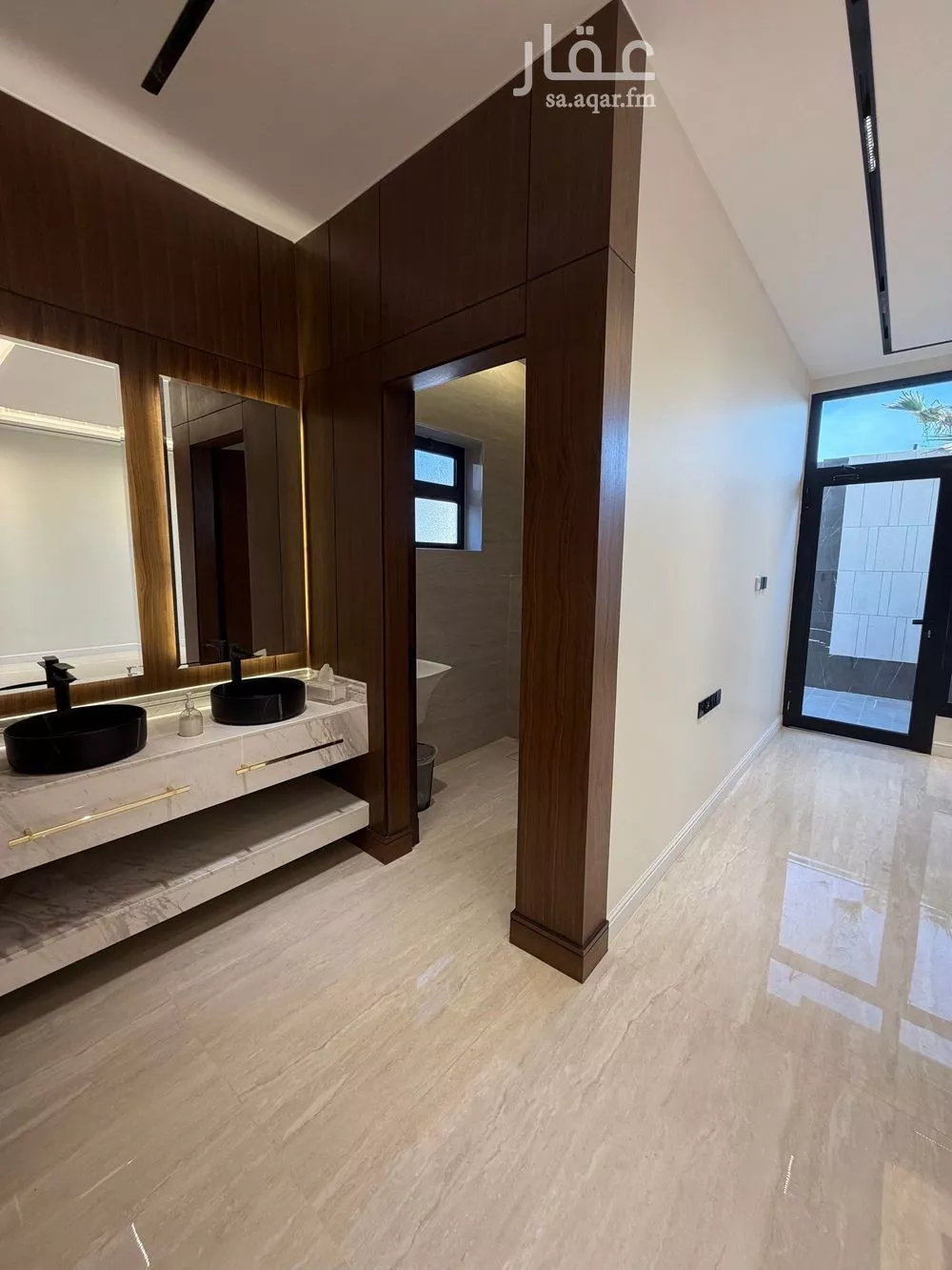 5 bedroom villa in Al Narjis 3