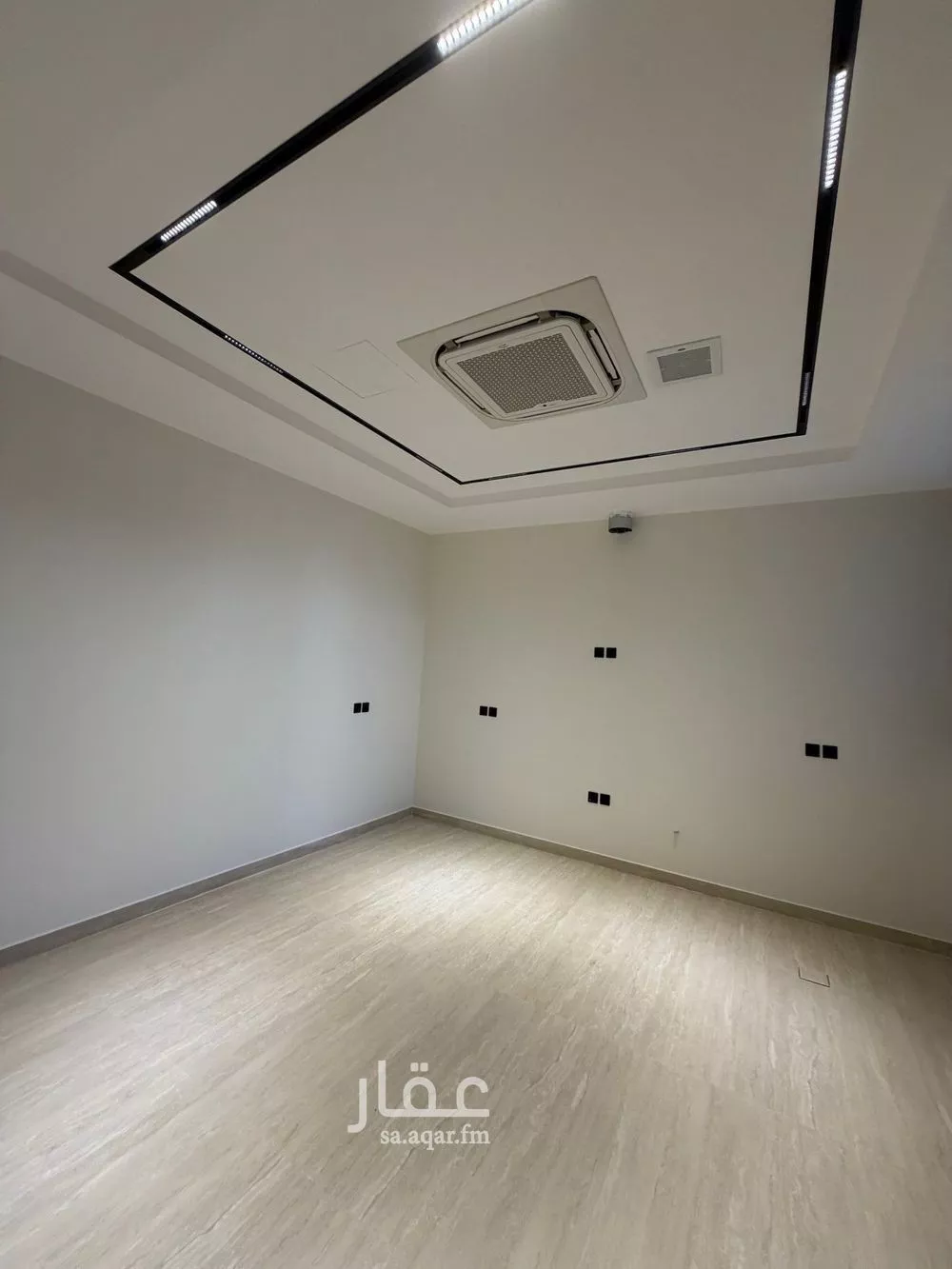 5 bedroom villa in Al Narjis 1