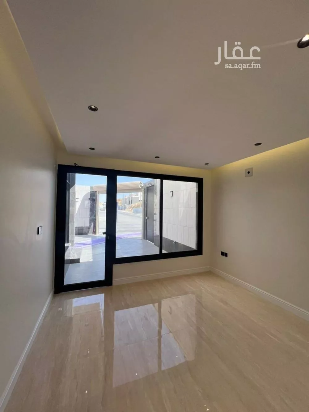 فيلا 3 غرف في النرجس 5