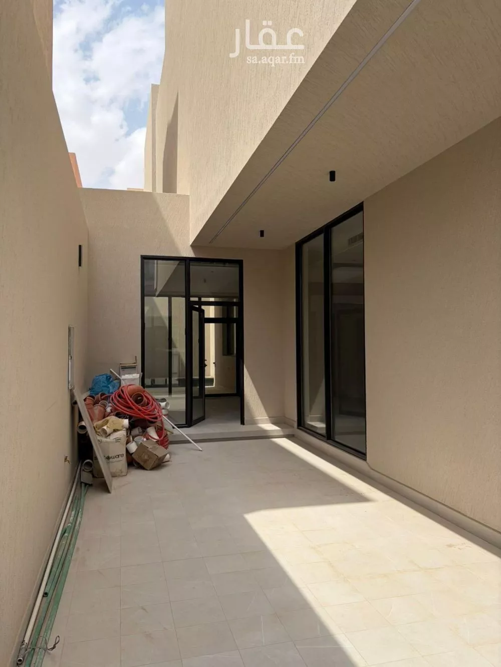 5 bedroom villa in Al Narjis 2