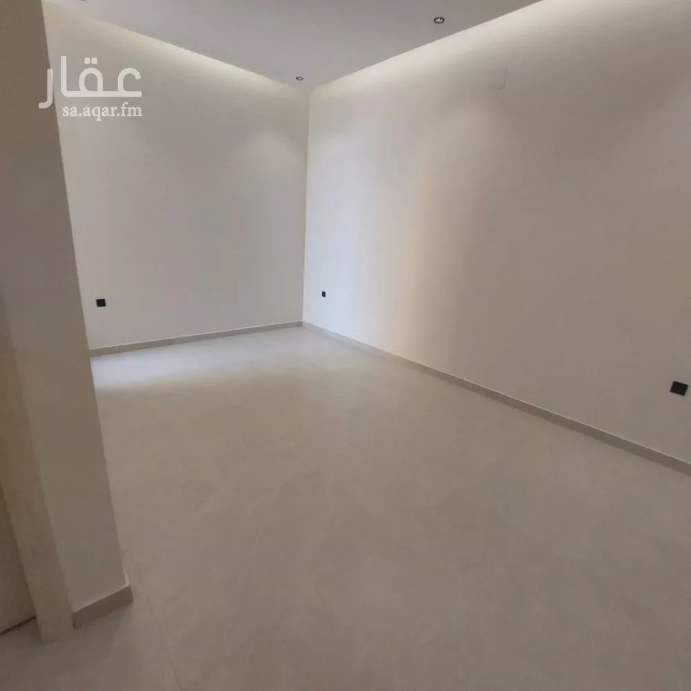 فيلا 4 غرف في النرجس 3