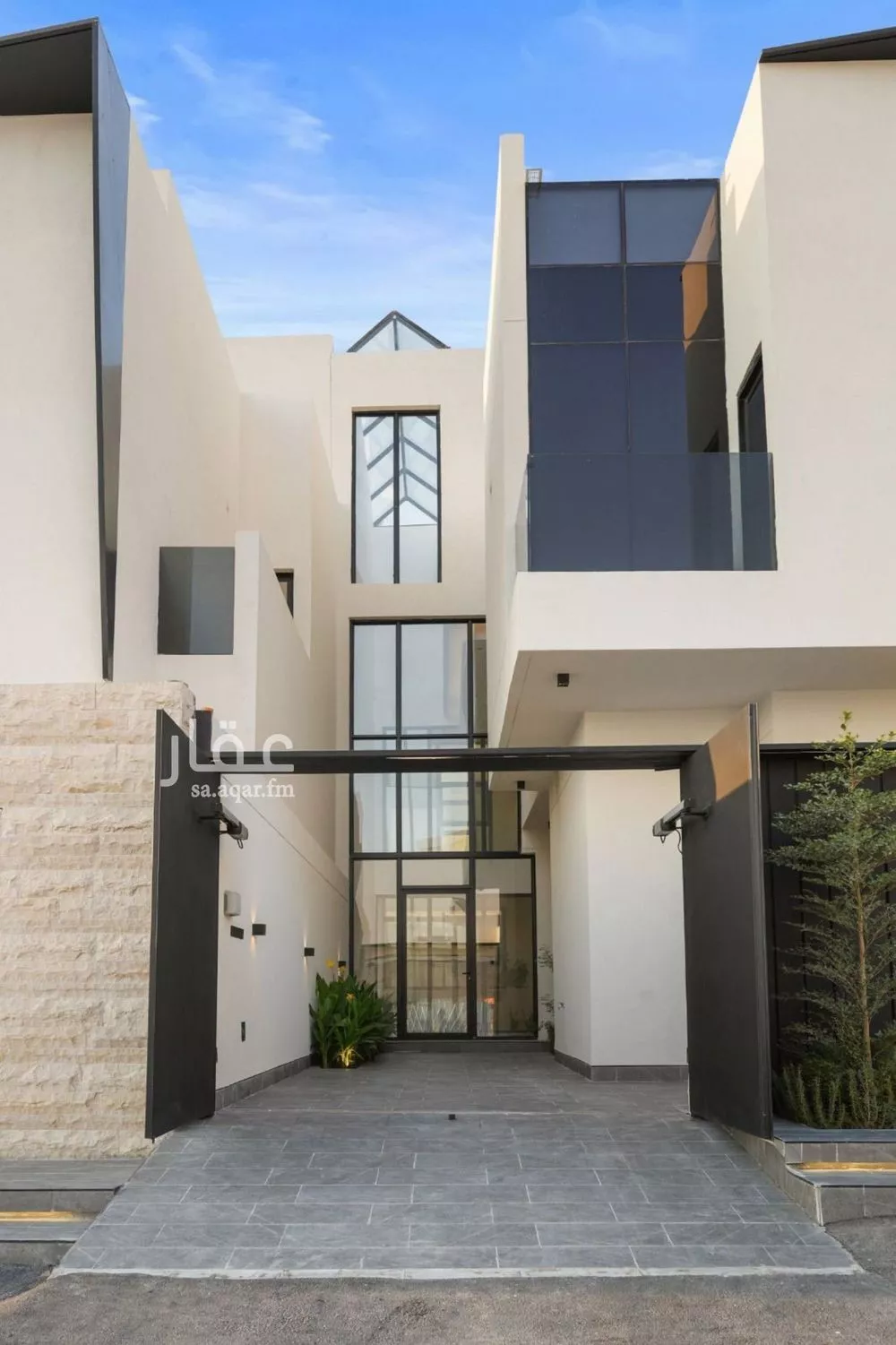 فيلا 5 غرف في النرجس 3