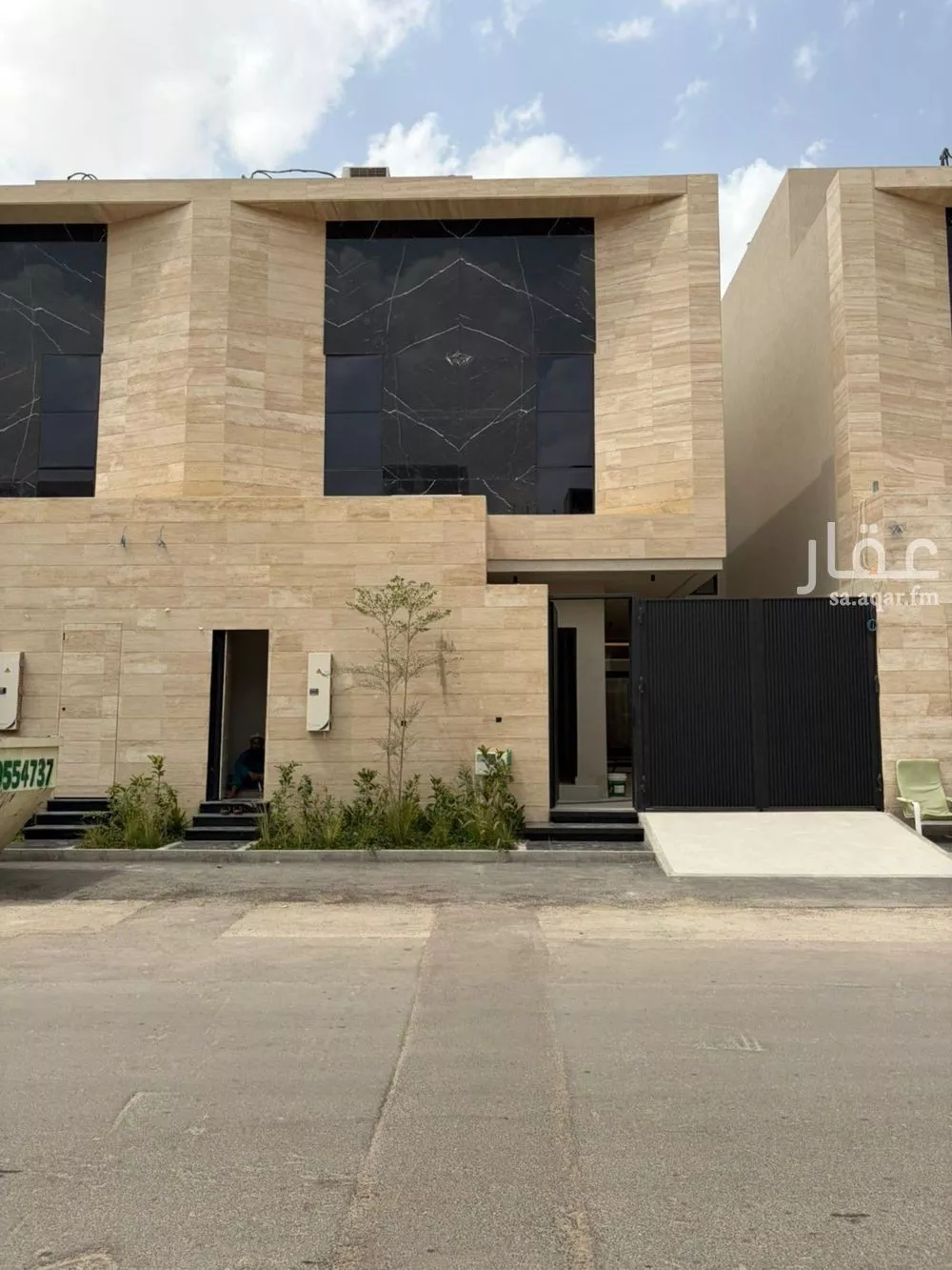 5 bedroom villa in Al Narjis 3