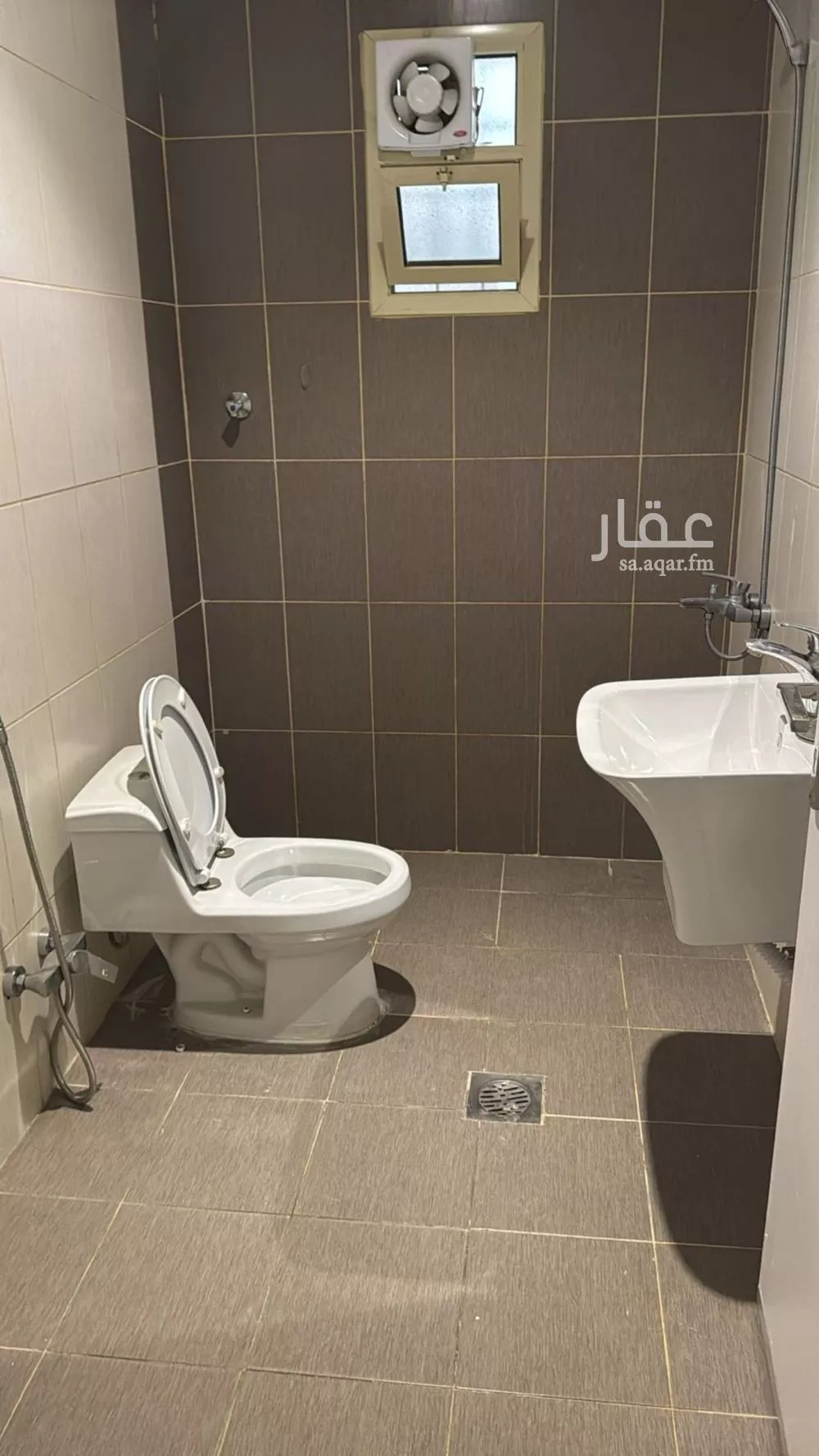 دور 3 غرف في العارض 4