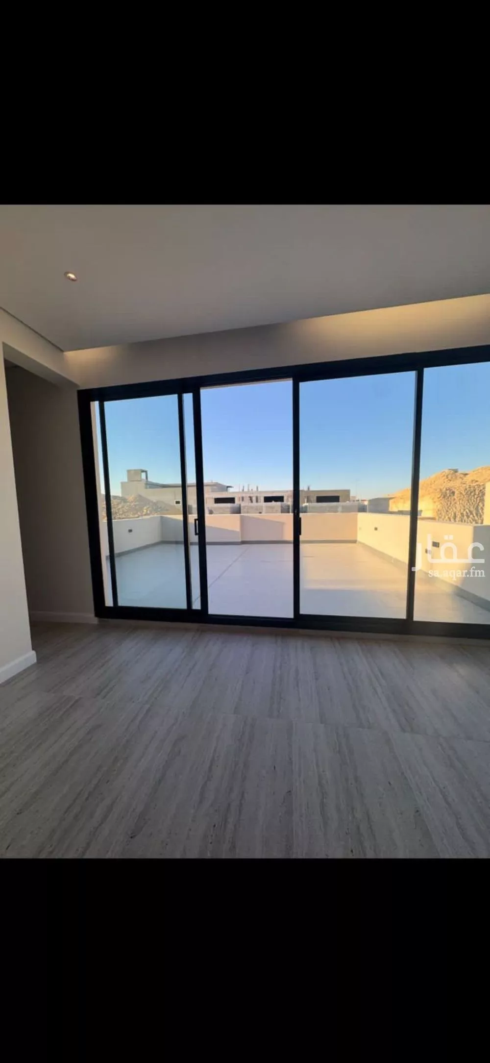 فيلا 5 غرف في النرجس 3