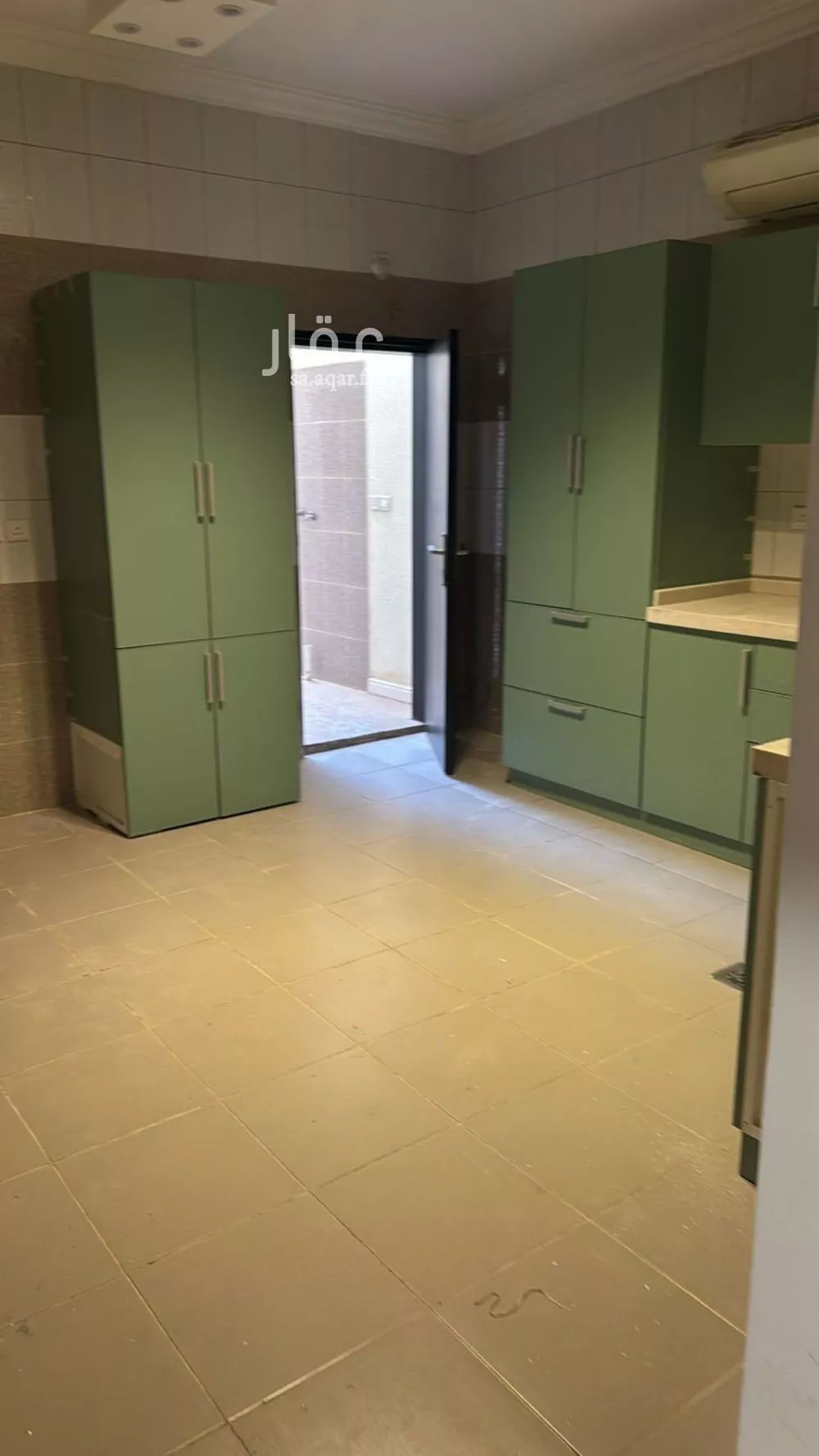 دور 3 غرف في العارض 2