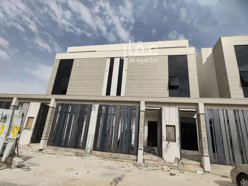 دور 4 غرف في العارض 4