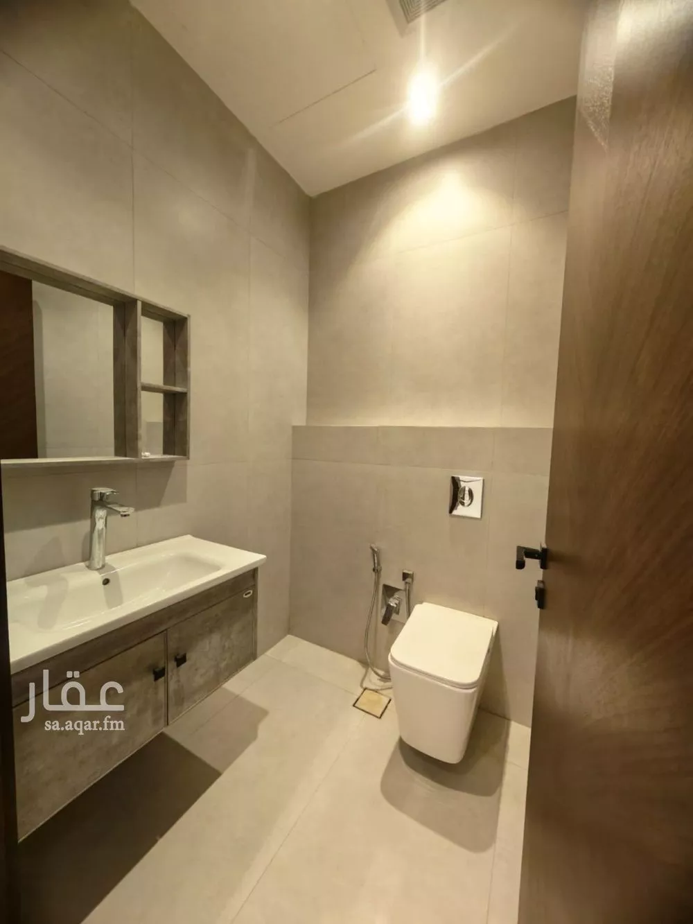 فيلا 4 غرف في النرجس 3