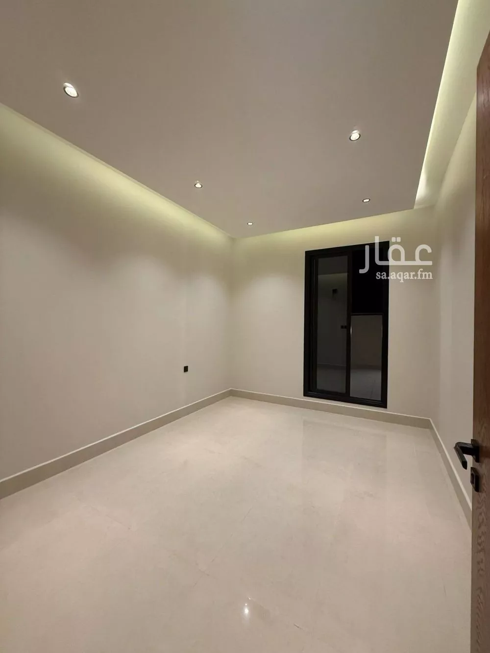 فيلا 5 غرف في النرجس 2