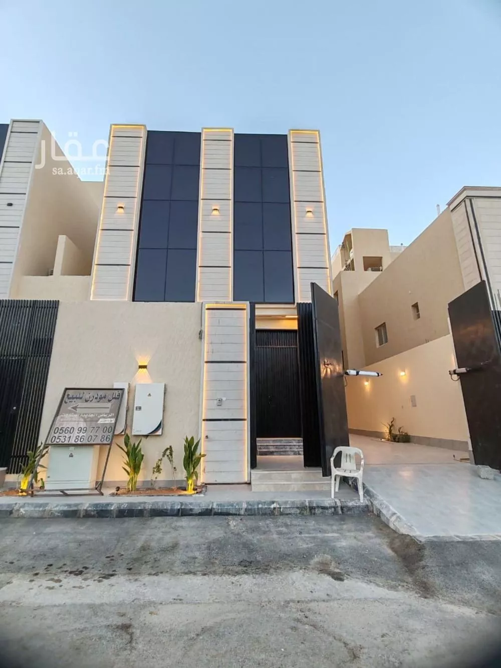 فيلا 5 غرف في النرجس 1