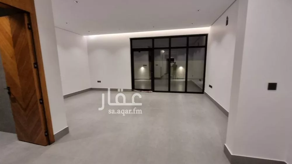 فيلا 5 غرف في النرجس 3